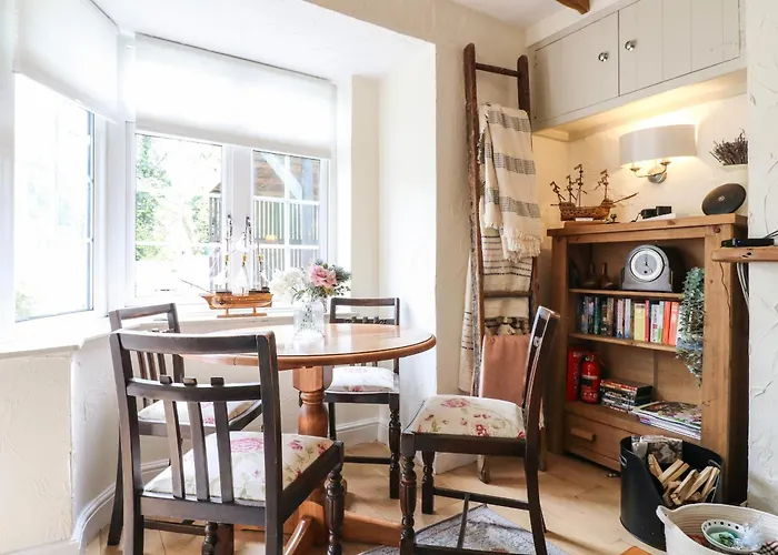 Periwinkle Cottage